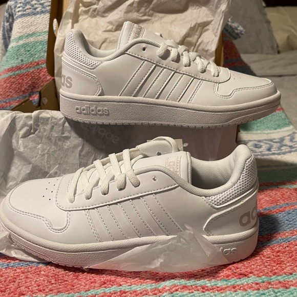 Adidas Hoops 2.0 White - Picture 2 of 3